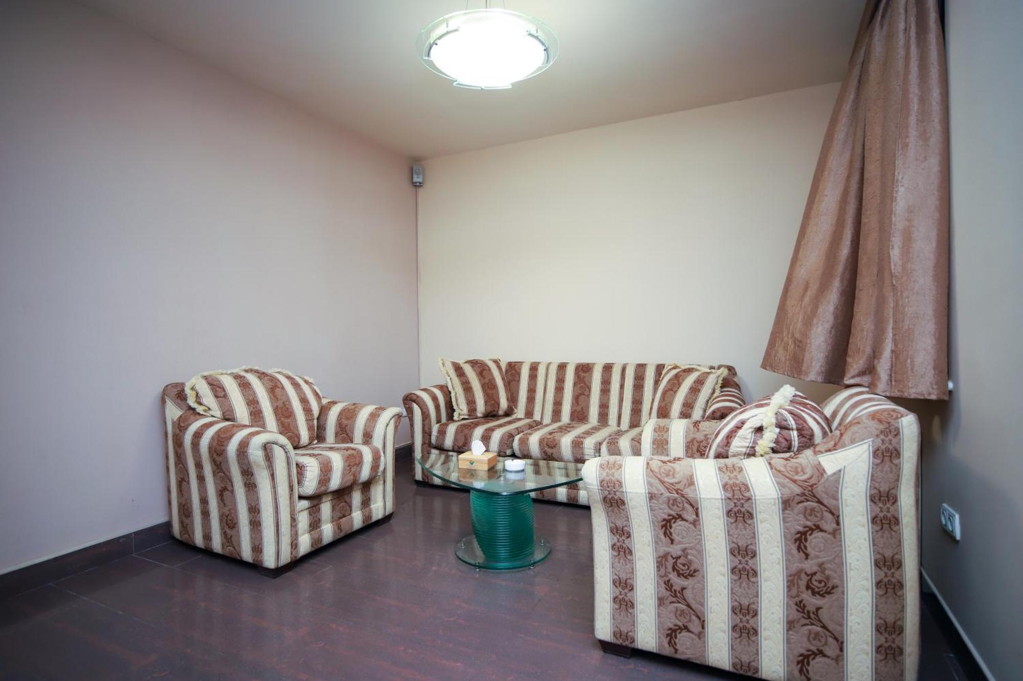 Armenian Village Park Hotel&Water Park Jerevan Buitenkant foto