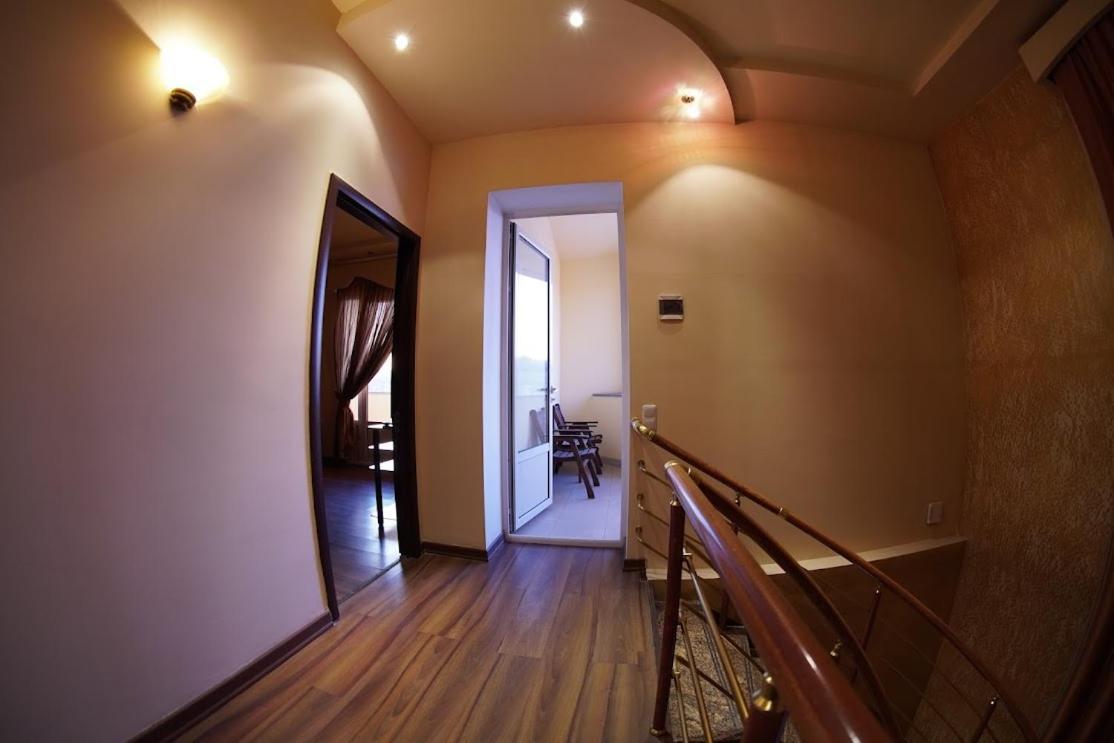 Armenian Village Park Hotel&Water Park Jerevan Buitenkant foto