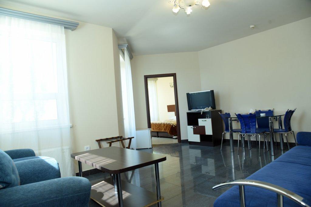 Armenian Village Park Hotel&Water Park Jerevan Buitenkant foto