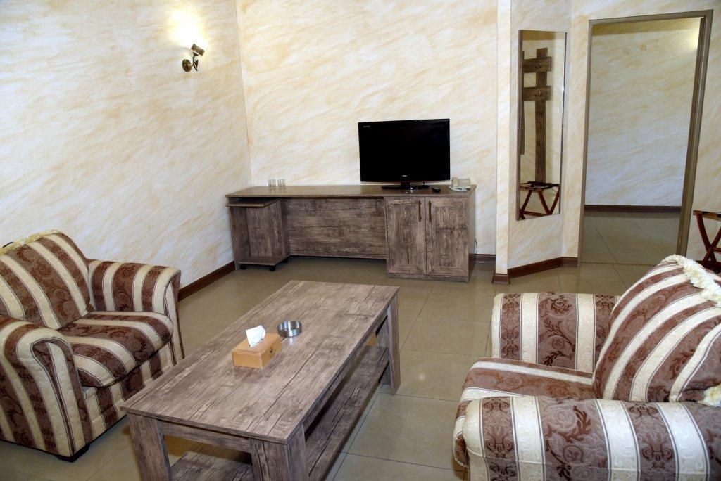 Armenian Village Park Hotel&Water Park Jerevan Buitenkant foto