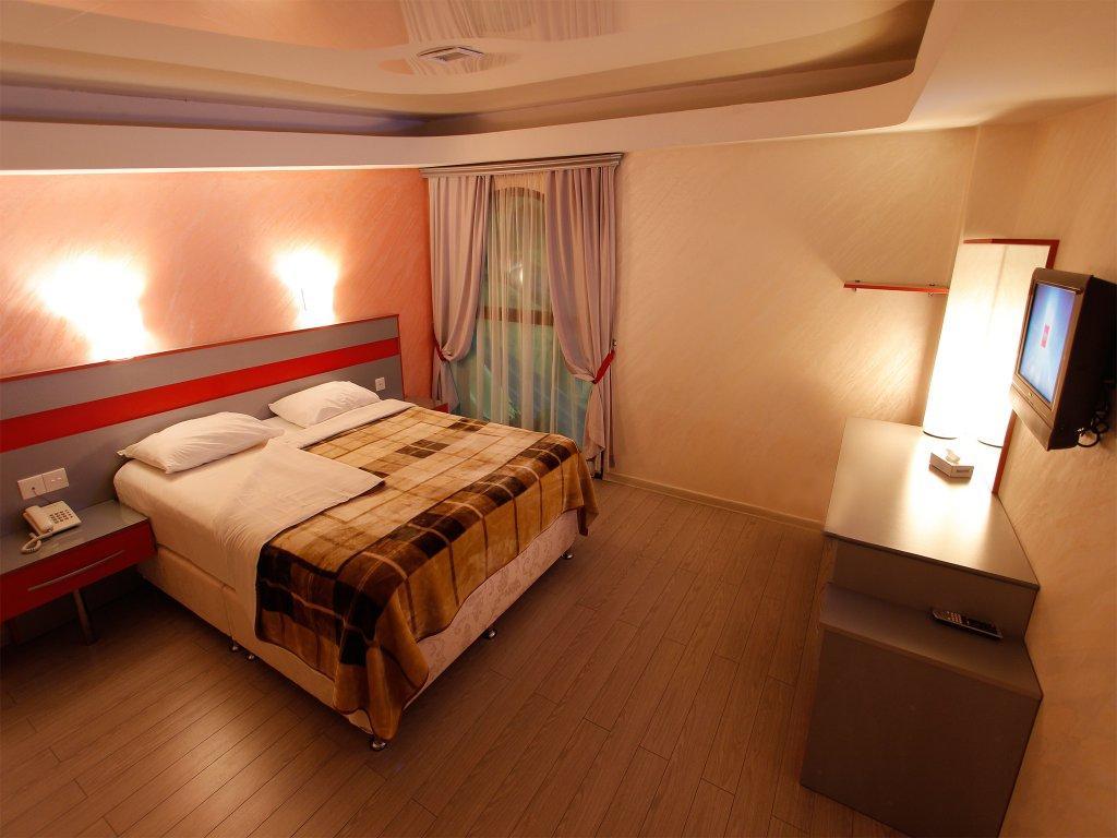 Armenian Village Park Hotel&Water Park Jerevan Buitenkant foto